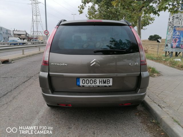 Citroen Grand C4 Picasso 2011  1.6 HdI