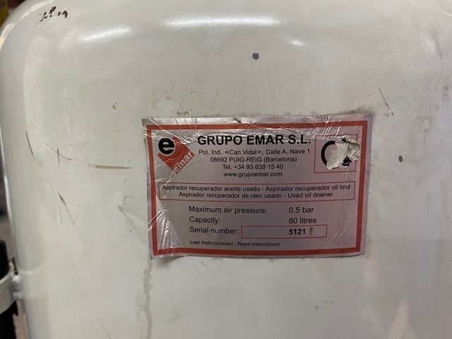 Máquina sacar aceite