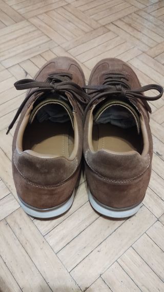 Zapatillas de ante Zara