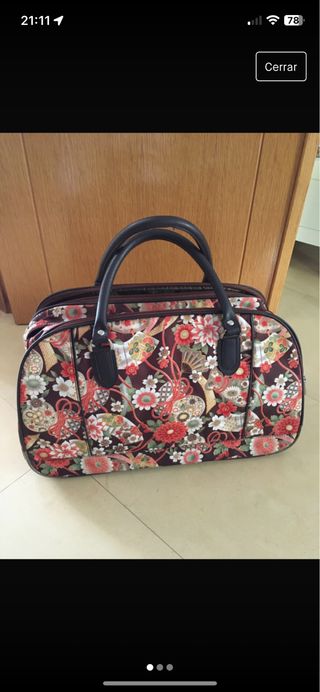 Bolsa de viaje estampada.