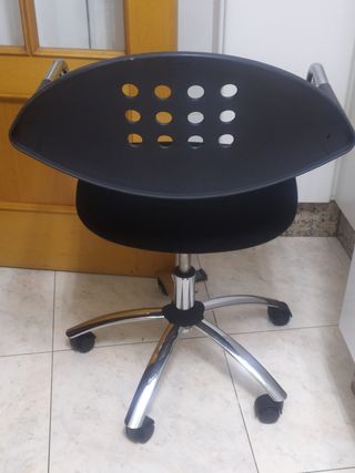 SILLA ORDENADOR,BANQUETA Y SILLA OFICINA