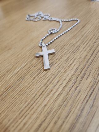 Colgante collar cruz cristiana hombre