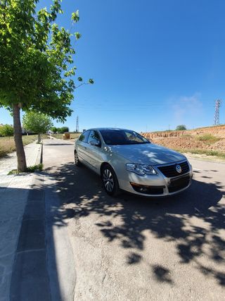 Volkswagen Passat 2010