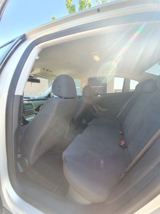 Volkswagen Passat 2010