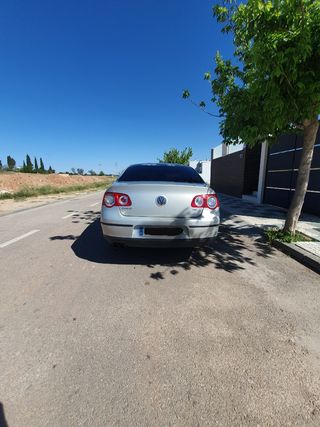 Volkswagen Passat 2010