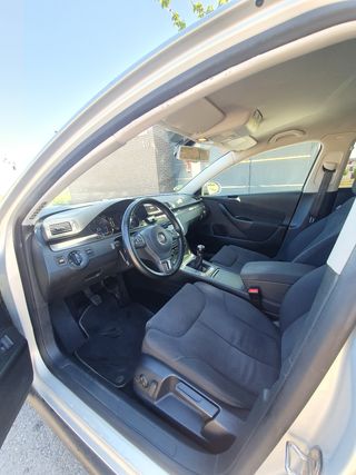 Volkswagen Passat 2010