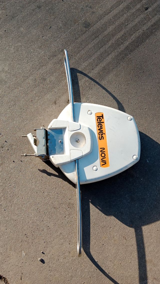 antena televes tv,camping