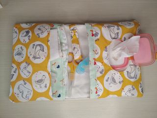 Portapannolini /Porta oggetti neonati 