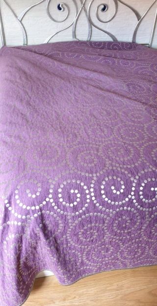 Juego de Cortinas con Colcha y Cojines a juego