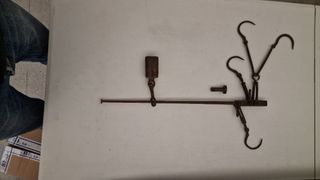 Báscula romana. Antigüedad de 1935