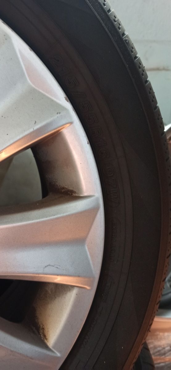 Llantas + Gomas al 80% 215/55 R16