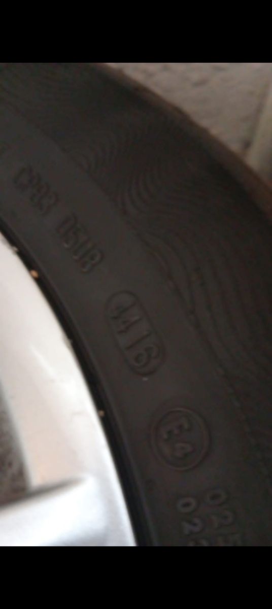 Llantas + Gomas al 80% 215/55 R16