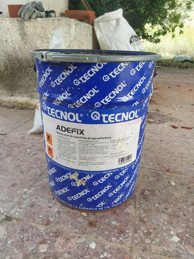 Resina unión cerramiento TQ Resinol de 25kg de segunda mano por 70 EUR