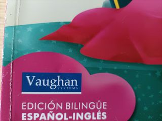 CUATRO CUENTOS INFANTILES EN CASTELLANO E INGLES