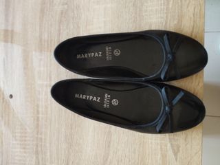 Bailarinas negras sin estrenar