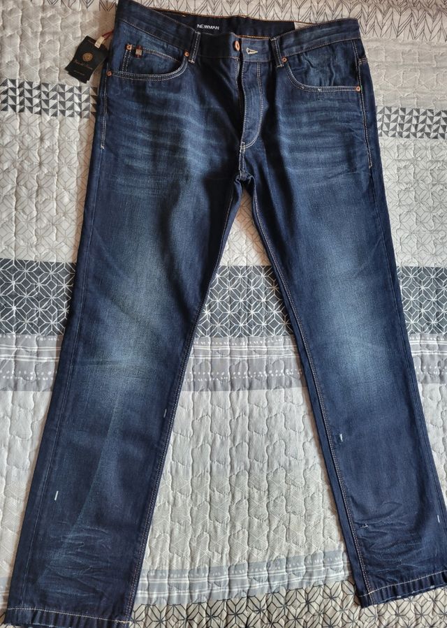 Pantalón Pedro del Hierro con etiquetas