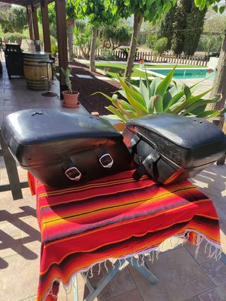 Alforjas de cuero Harley Davidson