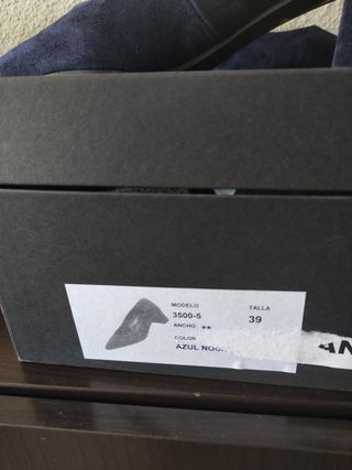 Zapatos ante azul con  tacon