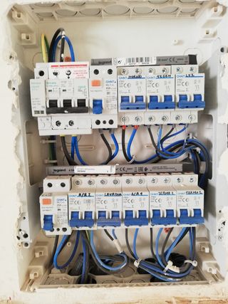 Electricista 661617322