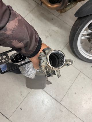 Escape Suzuki Gsx ,750,1000 R R