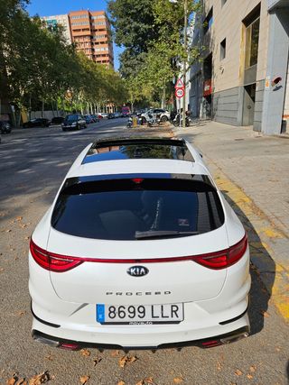 KIA ProCeed GT 2020 - 204cv