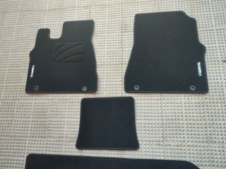 Kia Carnival 2002-2005 Alfombrillas a medida