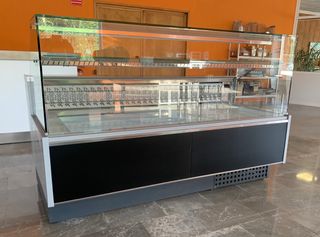 Vitrina carnicería - charcutería