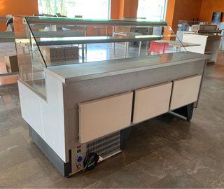 Vitrina carnicería - charcutería