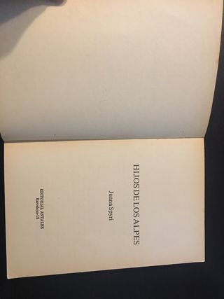 HIJOS DE LOS ALPES. Juana Spyri