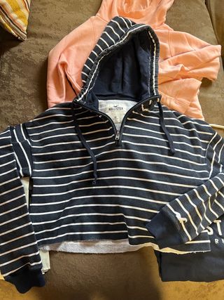 Sudadera HOLLISTER TALLA XS.