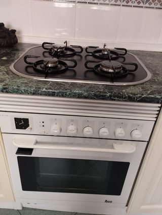 Placa vitrocerámica Gas Teka seminueva