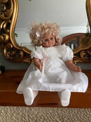 Muñeca de comunión B.B