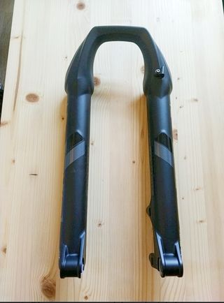 Botellas Horquilla DVO SAPPHIRE D1 27,5" 15x110mm.