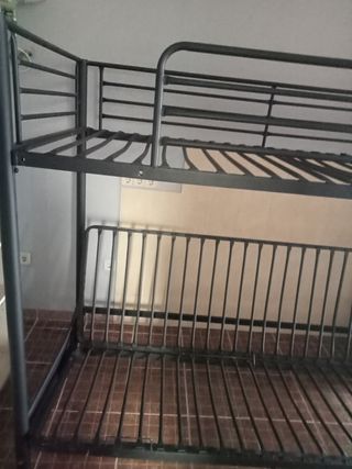 Litera triple sofá cama en Lloret de Mar
