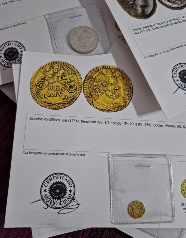 MONEDA DE ORO CARLOS III , año 1775