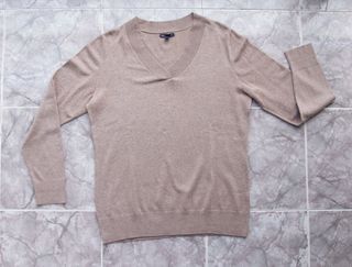 Jersey punto fino marrón GAP