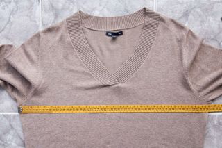 Jersey punto fino marrón GAP