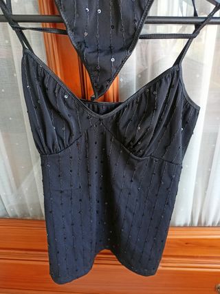conjunto lencería, tanga y camiseta 