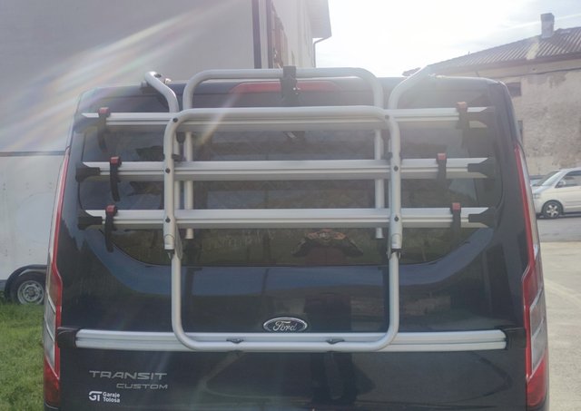 Portabicis Fiama Ford Custom De Segunda Mano Por 289 EUR En Jauntsarats 