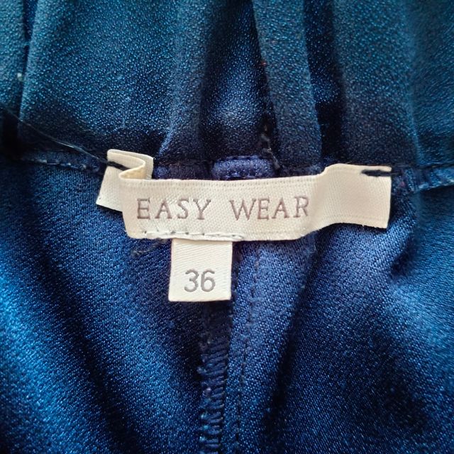 1€: Pantalón corto Easy Wear T.36