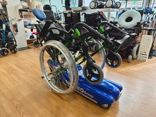 Oruga sube escaleras