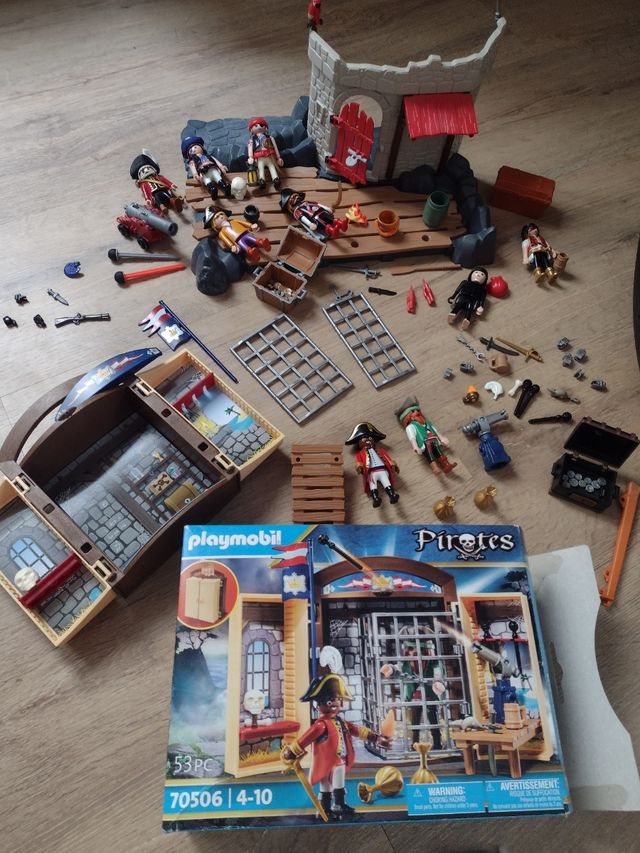 Playmobil juego barco pirata + varios.