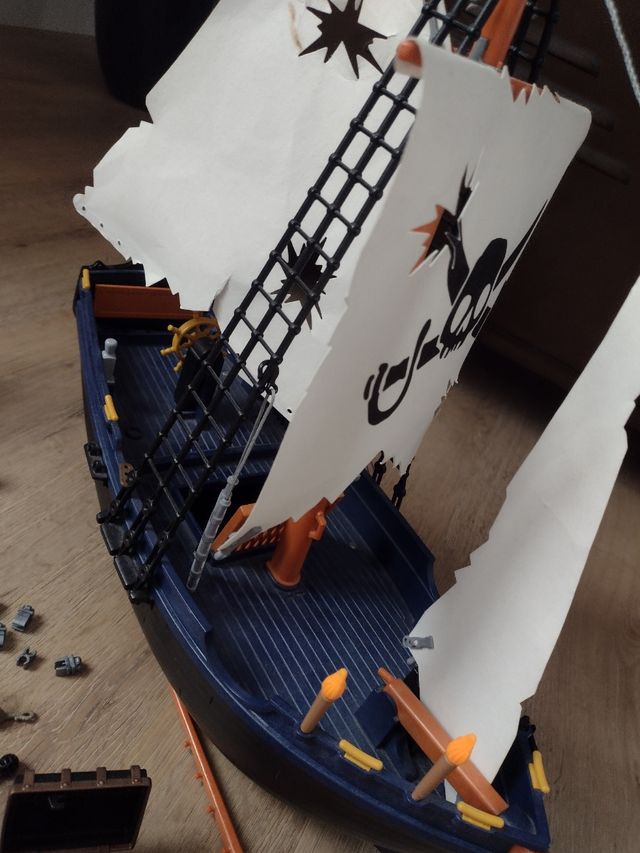 Playmobil juego barco pirata + varios.