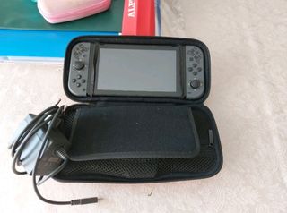 Nintendo Switch edición especial Monster Hunter