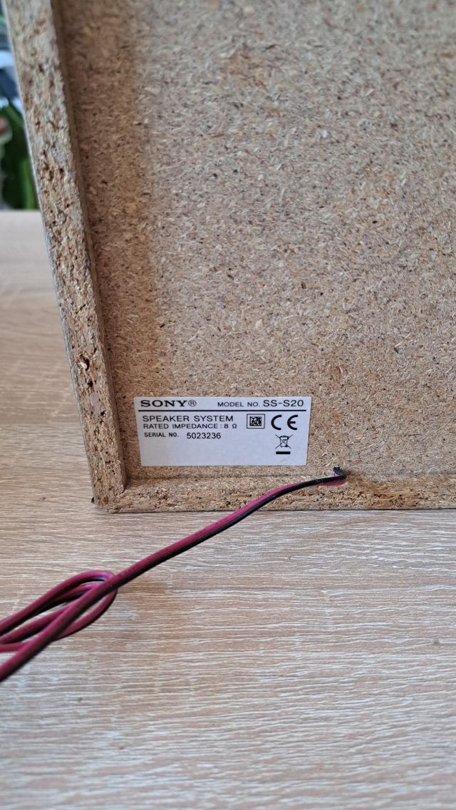 Altavoz Sony pequeño 