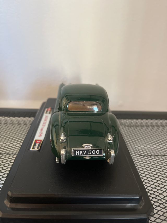 Coche Jaguar XK 120 coupé - 1948