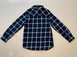 CAMISA CASUAL NIÑO. H&M AZUL MARINO Talla 7-8