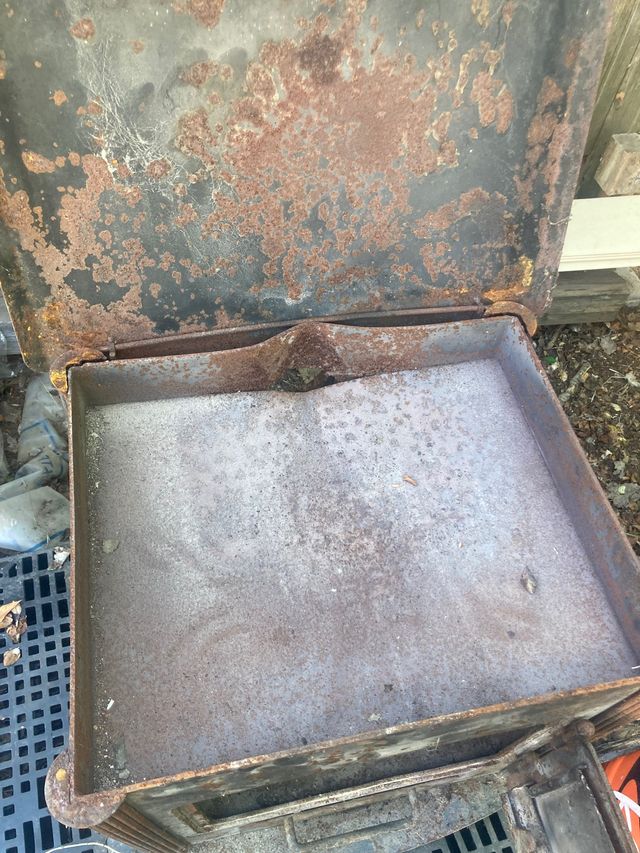 Antigua estufa de leña para RESTAURAR