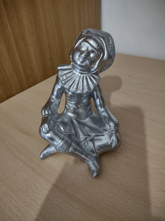 Figura Pierrot porcellana colore argento