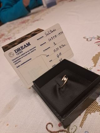 solitario oro blanco con diamante